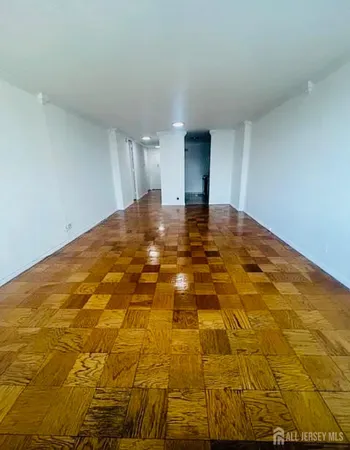 $349,999 | 7000 JFK Boulevard East, Unit 49I, Guttenberg, NJ 07093