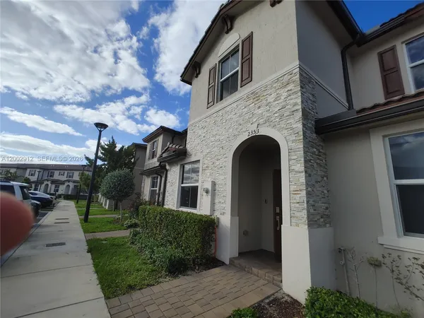 $3,000 | 2353 Northwest 122nd Terrace, Miami, FL 33167
