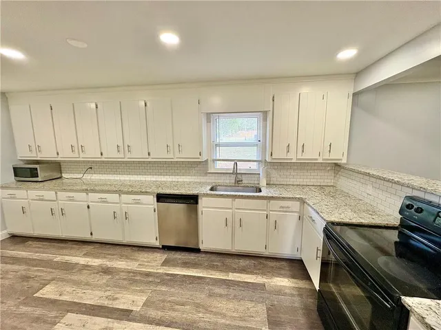 $289,000 | 213 Oxmoor Drive, Anderson, SC 29625