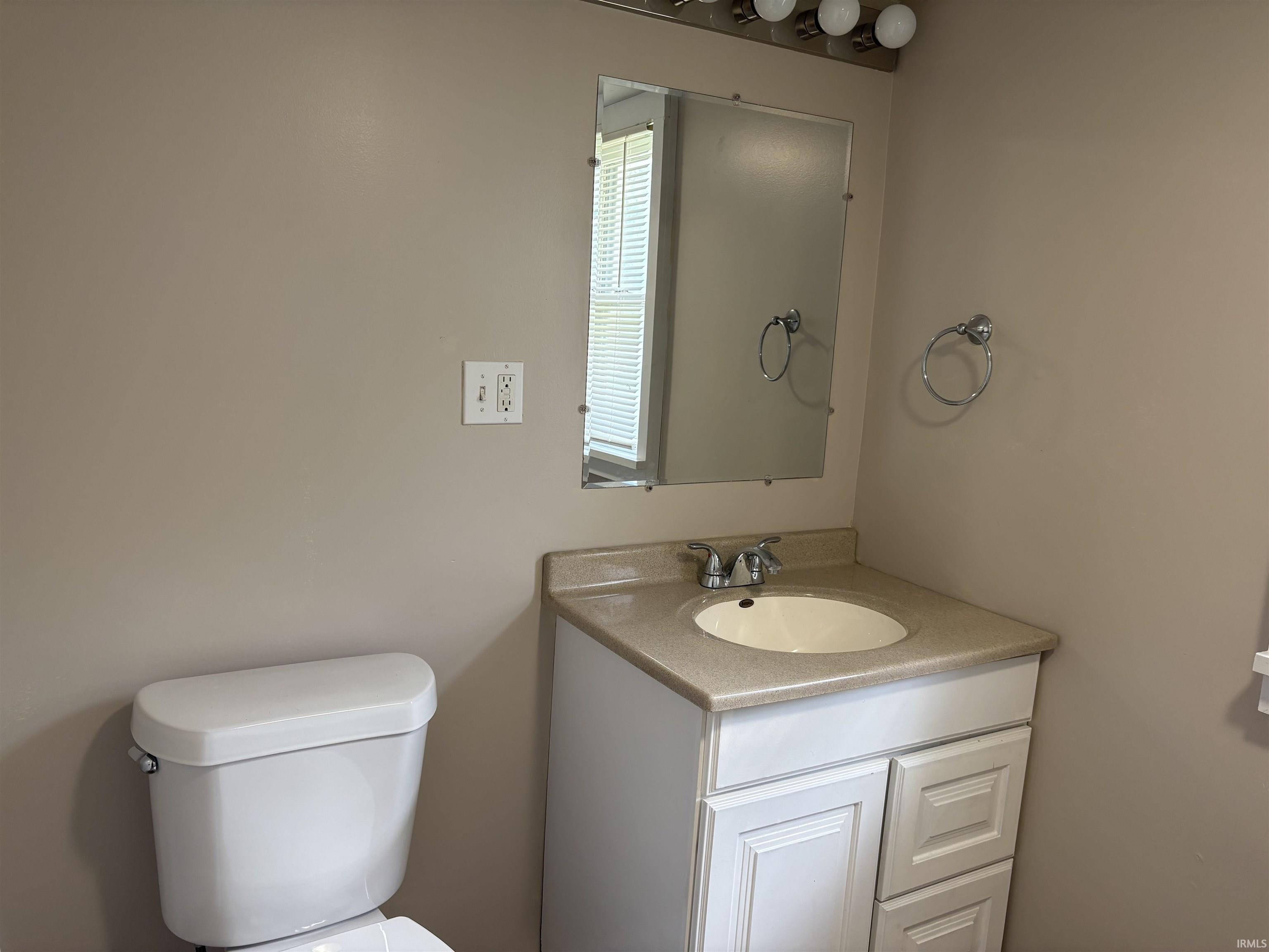 558 East 2nd Street Peru, IN 46970 - Photo 9 of 12