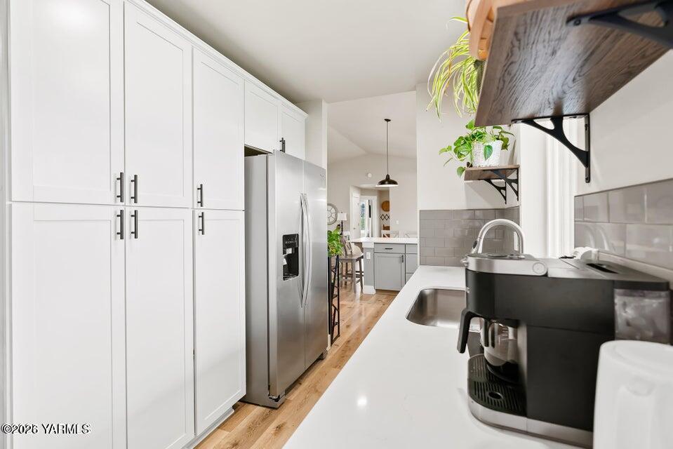 15649 Fisk Road Yakima, WA 98908 - Photo 12 of 37 20251027155822515108000000-o