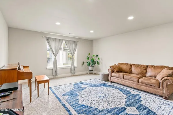 $755,000 | 15649 Fisk Road, Yakima, WA 98908