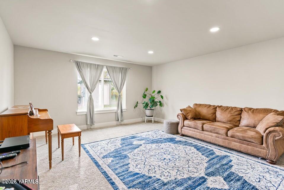 15649 Fisk Road Yakima, WA 98908 - Photo 22 of 37 20251027155815717111000000-o