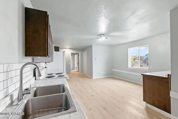 $745,000 | 15649 Fisk Road, Yakima, WA 98908