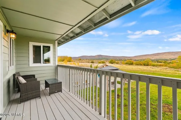 $755,000 | 15649 Fisk Road, Yakima, WA 98908