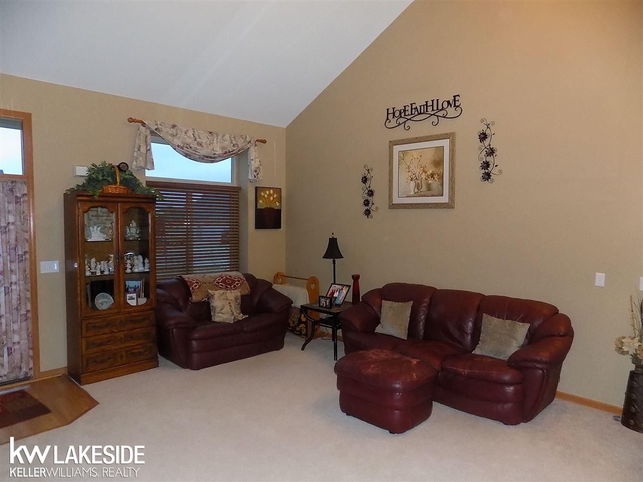 53112 West Ridge Drive Chesterfield, MI 48051 - Photo 6 of 33