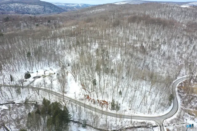 $175,000 | 100 South Kent Road, New Milford, CT 06755