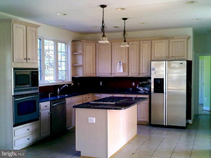 2617 Bel Pre Road Silver Spring, MD 20906 - Photo 8 of 26 Kitchen