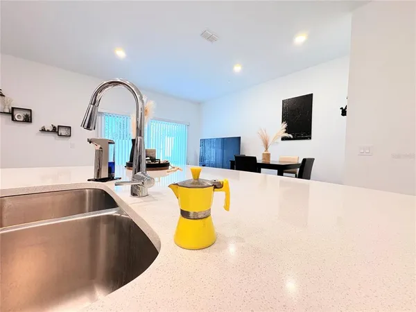 $2,100 | 5020 Revolutionary Way, St. Cloud, FL 34769