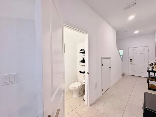 $2,100 | 5020 Revolutionary Way, St. Cloud, FL 34769