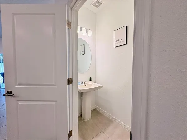 $2,100 | 5020 Revolutionary Way, St. Cloud, FL 34769