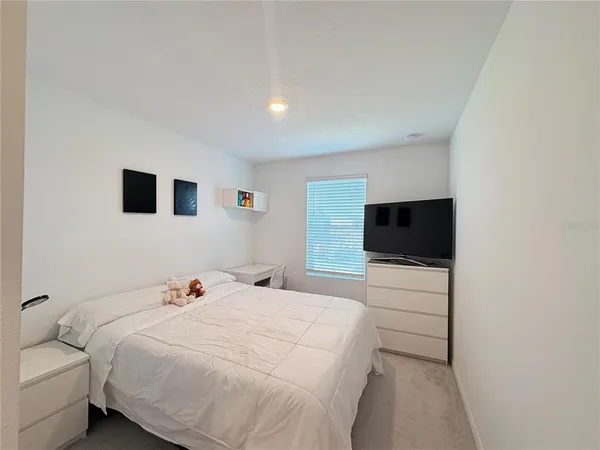 $2,100 | 5020 Revolutionary Way, St. Cloud, FL 34769