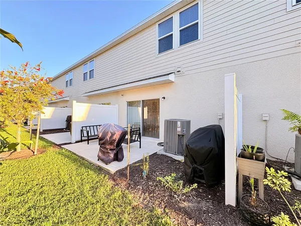 $2,100 | 5020 Revolutionary Way, St. Cloud, FL 34769