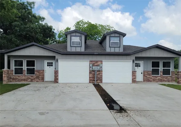 $450,000 | 3200 King Street, Unit A&B, Greenville, TX 75401