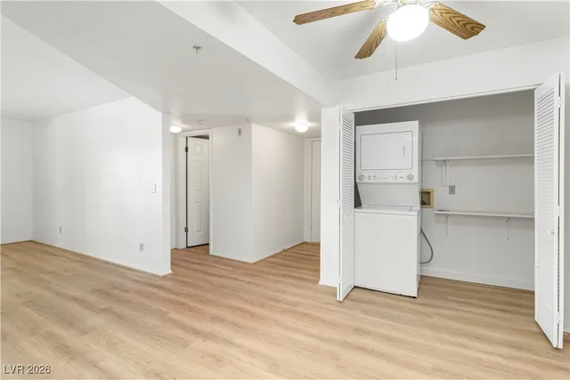 $155,900 | 3550 Bay Sands Drive, Unit 2015, Laughlin, NV 89029