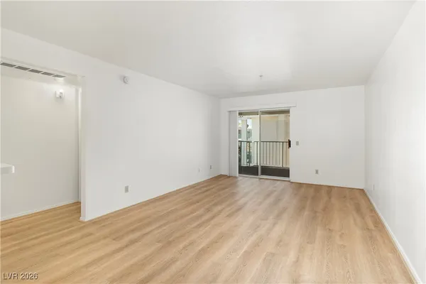 $144,900 | 3550 Bay Sands Drive, Unit 2015, Laughlin, NV 89029