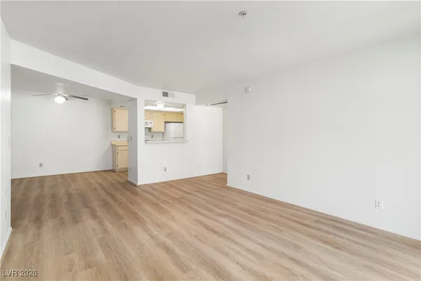 $144,900 | 3550 Bay Sands Drive, Unit 2015, Laughlin, NV 89029