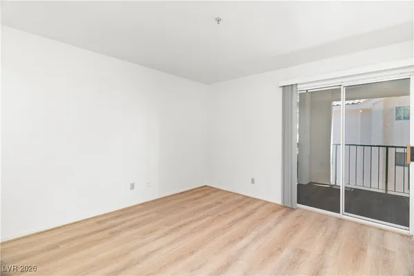 $144,900 | 3550 Bay Sands Drive, Unit 2015, Laughlin, NV 89029