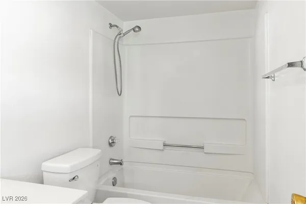 $144,900 | 3550 Bay Sands Drive, Unit 2015, Laughlin, NV 89029