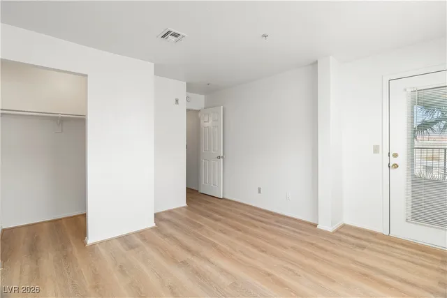 $155,900 | 3550 Bay Sands Drive, Unit 2015, Laughlin, NV 89029