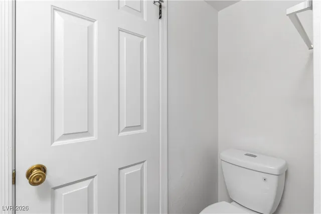 $155,900 | 3550 Bay Sands Drive, Unit 2015, Laughlin, NV 89029