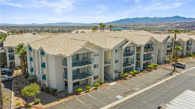 $155,900 | 3550 Bay Sands Drive, Unit 2015, Laughlin, NV 89029