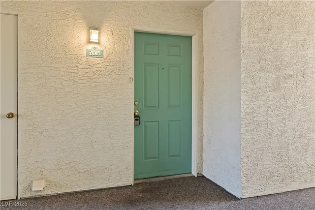 $155,900 | 3550 Bay Sands Drive, Unit 2015, Laughlin, NV 89029