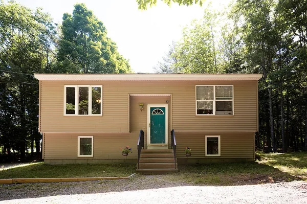 $442,000 | 106 Highland Cliff Road, Windham, ME 04062