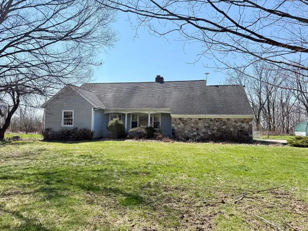 $389,900 | 6671 Centerline Road, Saranac, MI 48881