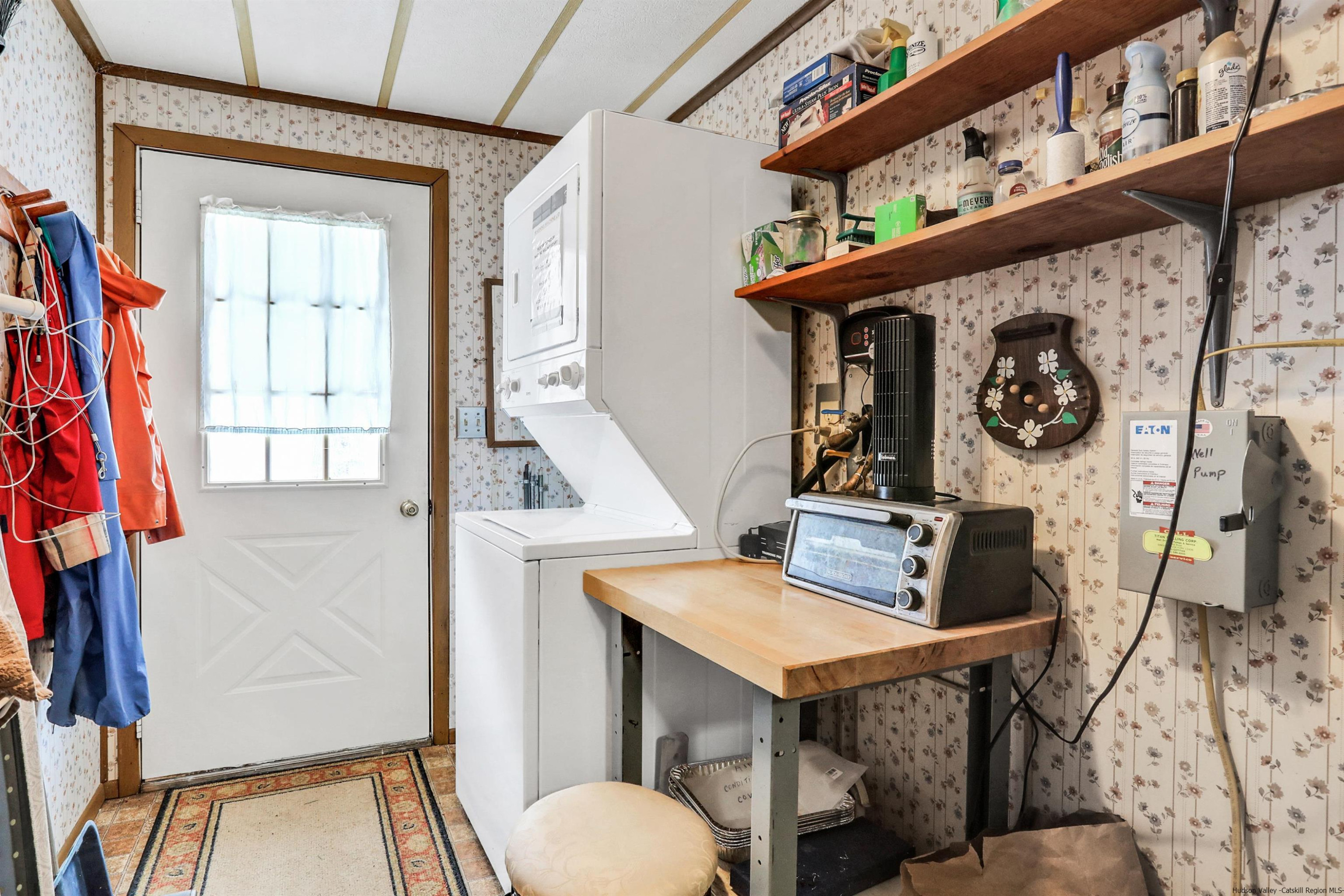 60 Grandview Acres Road Phoenicia, NY 12464 - Photo 17 of 21 a balcony with table and chairs