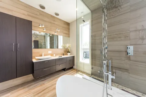 $1,650,000 | 2125 West Erie Street, Chicago, IL 60612
