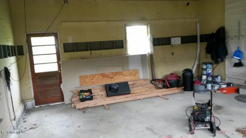 890 North Hoosac Road Williamstown, MA 01267 - Photo 11 of 12 Oversized Garage