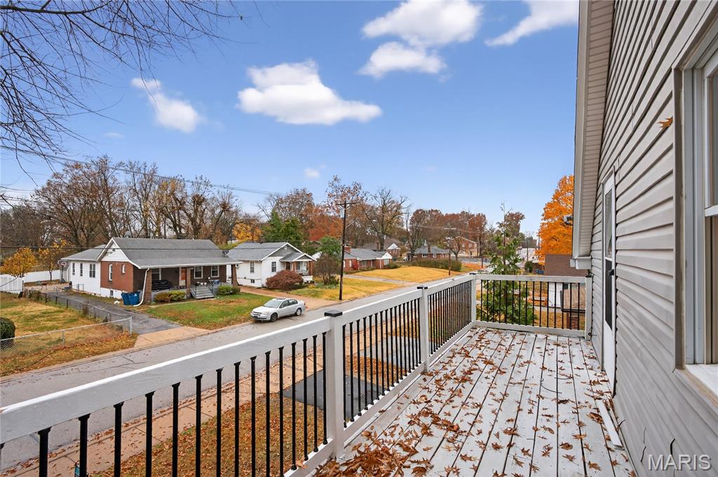 8811 North Avenue St. Louis, MO 63114 - Photo 21 of 41