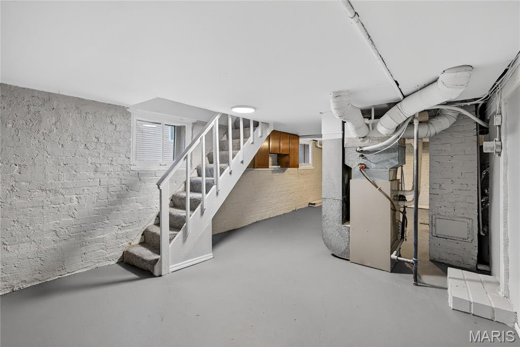 8811 North Avenue St. Louis, MO 63114 - Photo 29 of 41