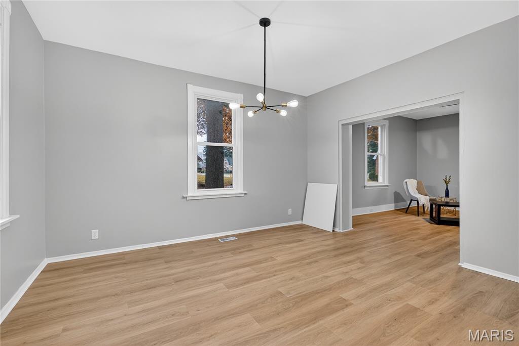 8811 North Avenue St. Louis, MO 63114 - Photo 8 of 41