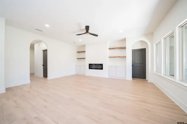 $357,500 | 284 Ron Boyett Drive, White Oak, TX 75693