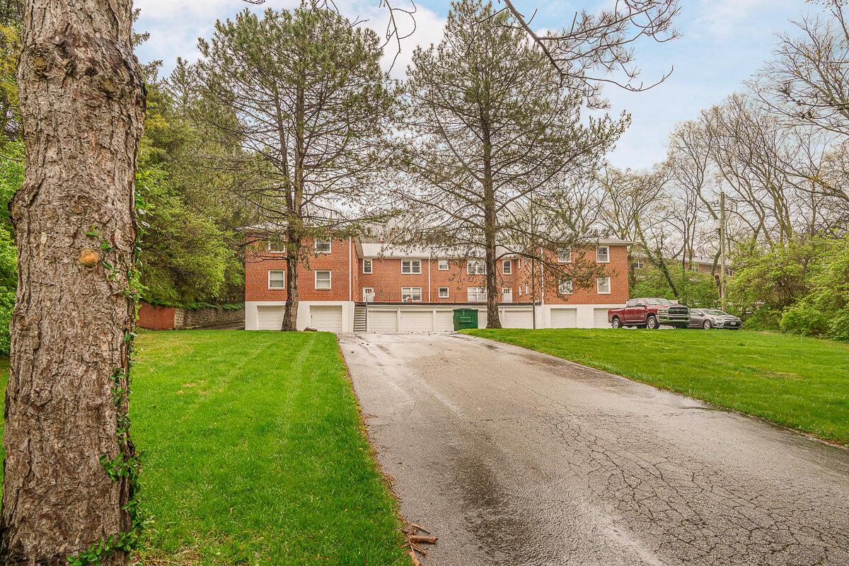 2611 Charing Road, Unit B Columbus, OH 43221 - Photo 17 of 23 Ample Parking