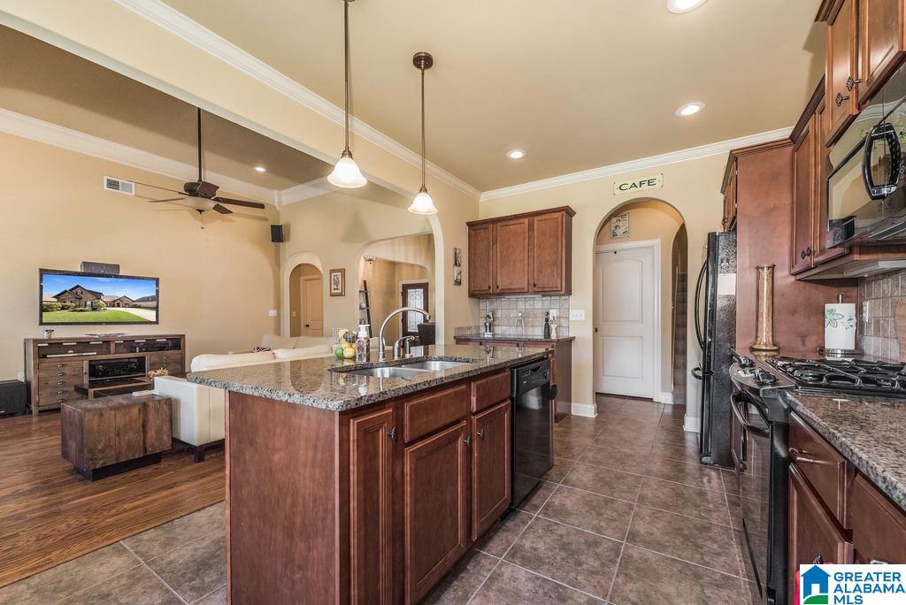 252 Strathaven Lane Pelham, AL 35124 - Photo 7 of 19