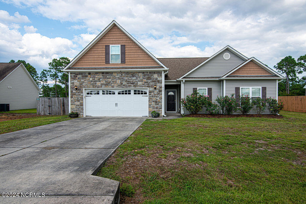 405 Kinroff Drive Hubert, NC 28539 - Photo 1 of 32 DSC_6318