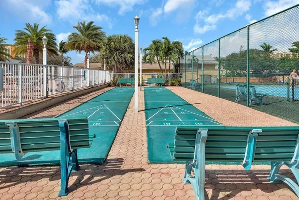 $350,000 | 1009 North Ocean Boulevard, Unit 503, Pompano Beach, FL 33062