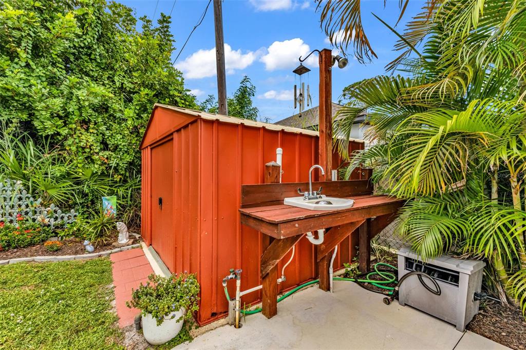 960 Porpoise Road Venice, FL 34293 - Photo 32 of 42 Gallery Image 32