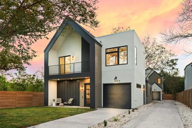$1,935,000 | 901 Redd Street, Austin, TX 78745