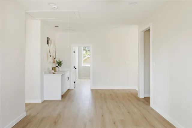 $1,935,000 | 901 Redd Street, Austin, TX 78745