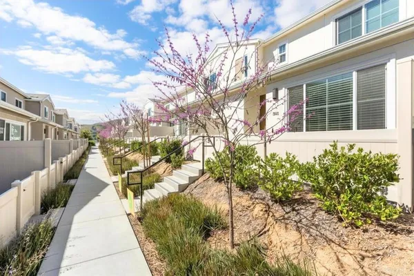 $550,000 | 355 Citrine Trail, Fallbrook, CA 92028
