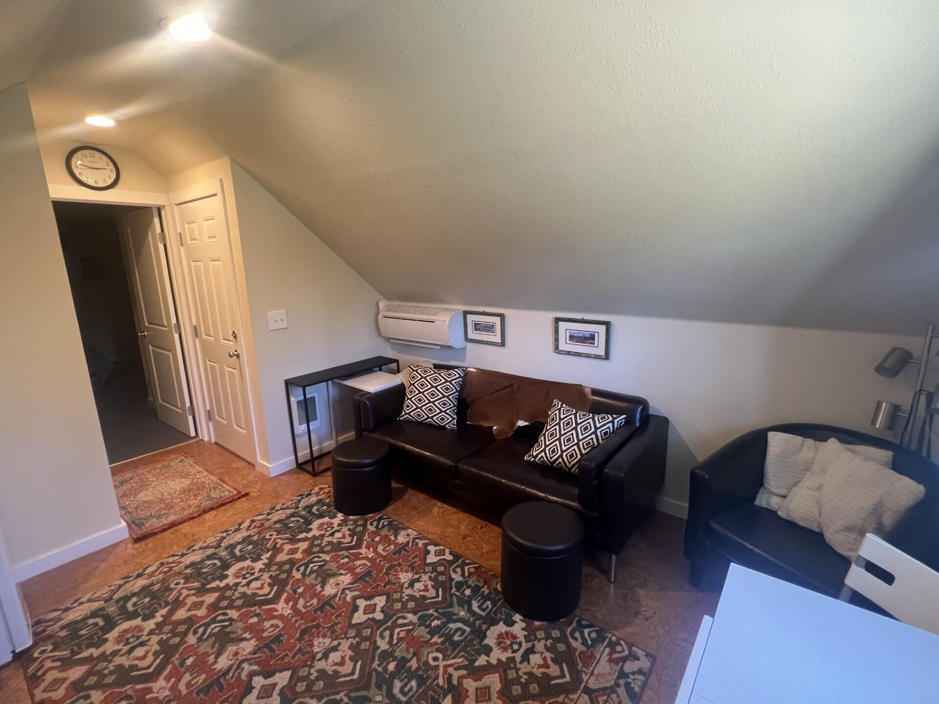 17218 Pintail Drive Bend, OR 97707 - Photo 25 of 28 thumbnail_IMG_9844