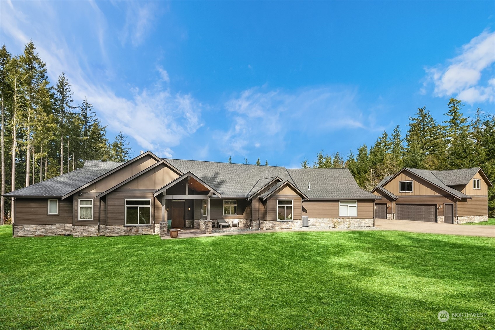 6809 Lake Alice Road Southeast Fall City, WA 98024 - Photo 1 of 40 Gallery Image 1