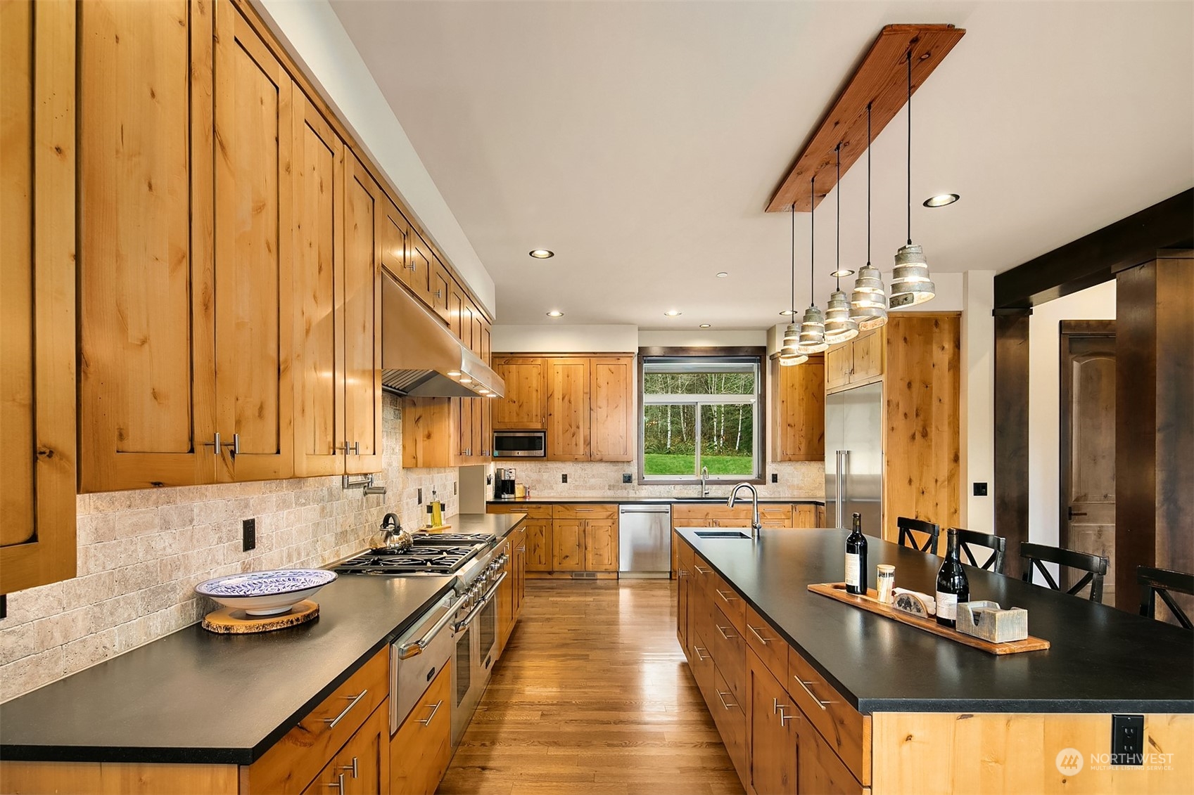 6809 Lake Alice Road Southeast Fall City, WA 98024 - Photo 14 of 40 Gallery Image 14