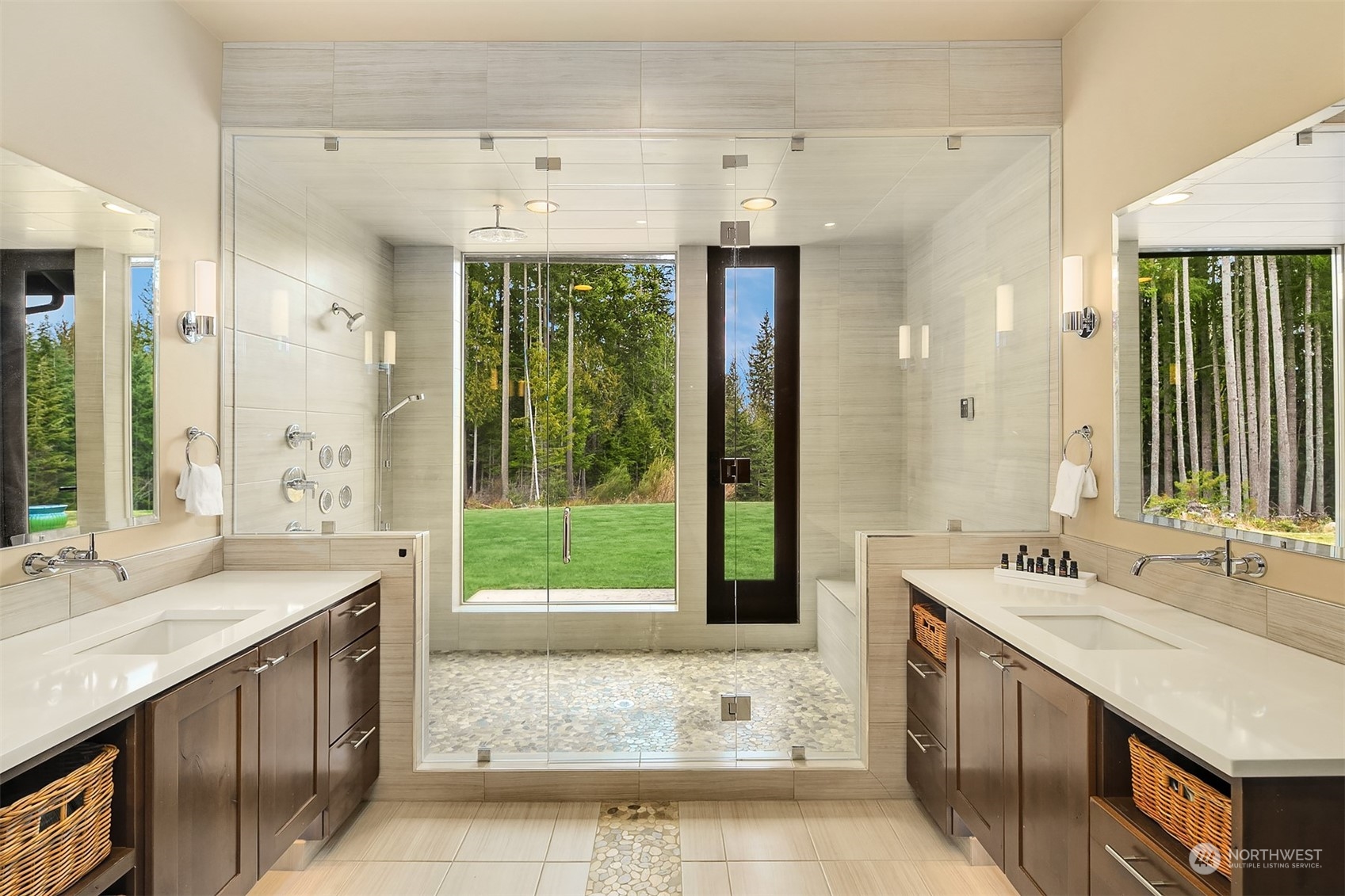 6809 Lake Alice Road Southeast Fall City, WA 98024 - Photo 19 of 40 Gallery Image 19
