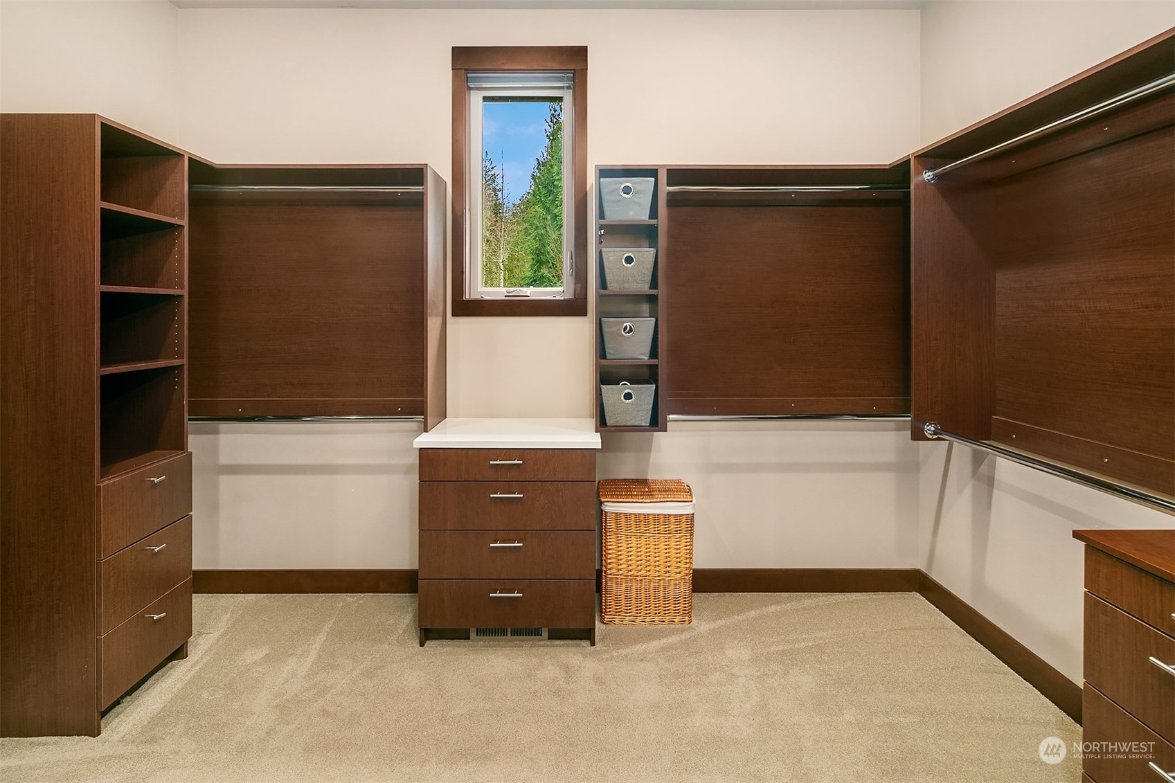 6809 Lake Alice Road Southeast Fall City, WA 98024 - Photo 20 of 40 Gallery Image 20