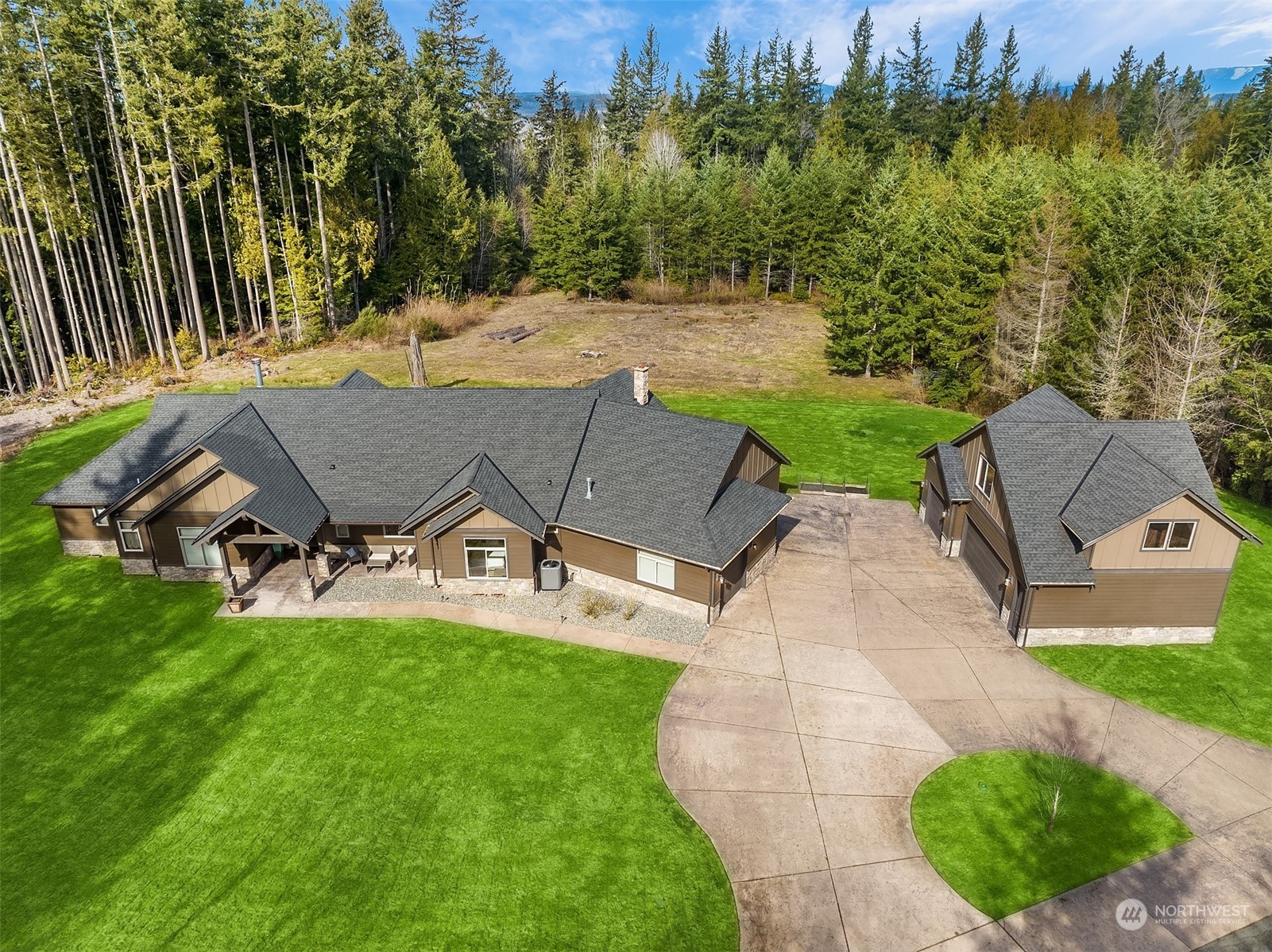 6809 Lake Alice Road Southeast Fall City, WA 98024 - Photo 2 of 40 Gallery Image 2